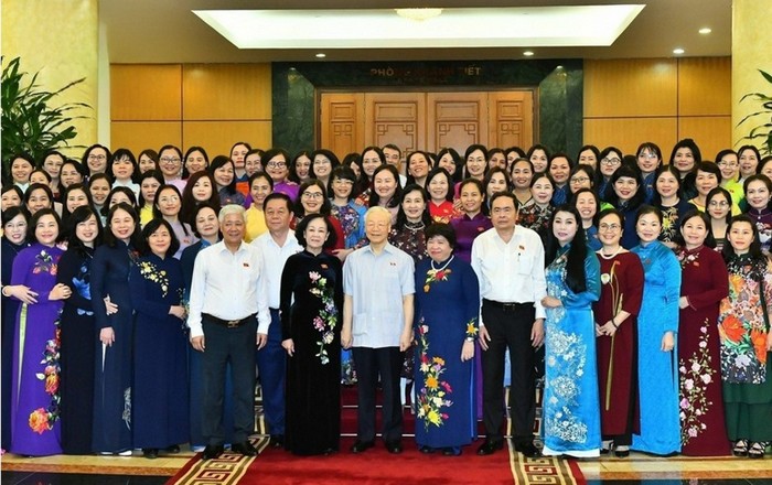 Tổng Bí thư Nguyễn Phú Trọng - người luôn đề cao vai trò của nữ đại biểu Quốc hội